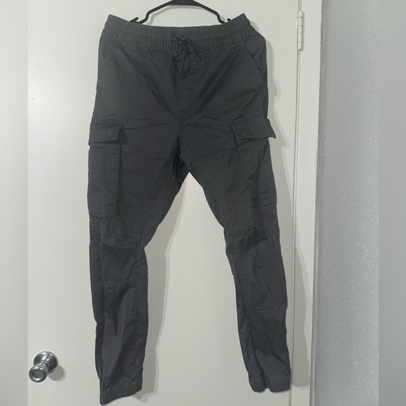 H&M Gray Cargo Pants with Slim Fit Men’s Size Small - Picture 1 of 2